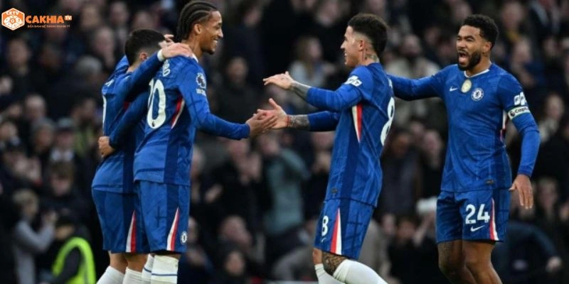 Dự đoán kịch tính trận Napoli vs Chelsea